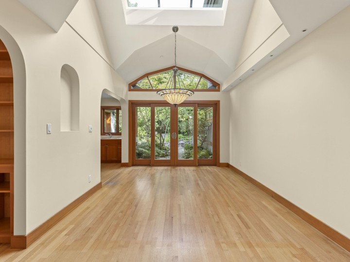 Photo 10 at 4055 W 35th Avenue, Dunbar, Vancouver West