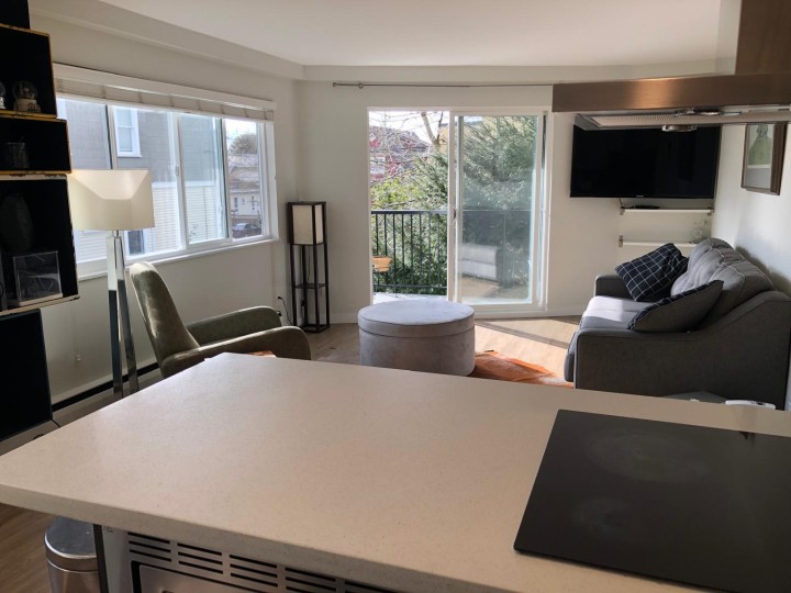 Photo 8 at 213 - 36 E 14 Avenue, Mount Pleasant VE, Vancouver East