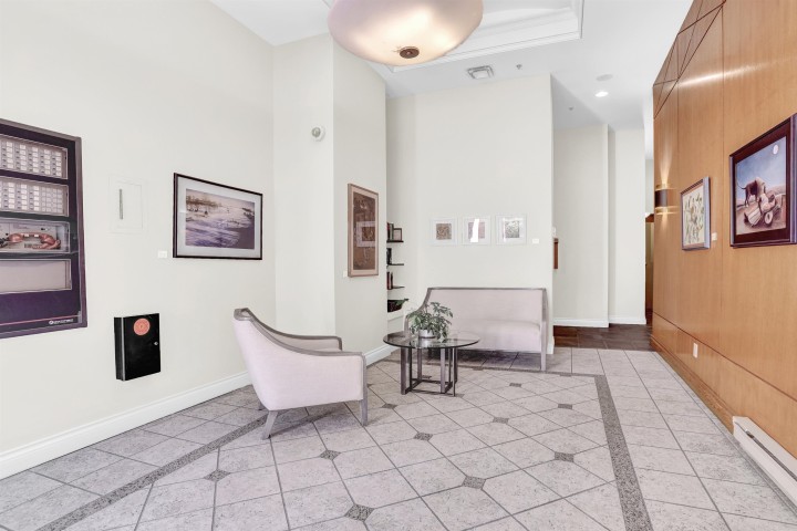 Photo 2 at 403 - 2580 Tolmie Street, Point Grey, Vancouver West