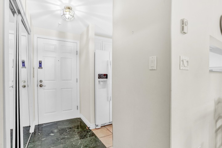 Photo 3 at 403 - 2580 Tolmie Street, Point Grey, Vancouver West