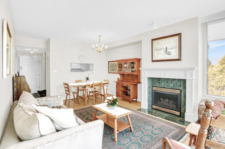 Photo 8 at 403 - 2580 Tolmie Street, Point Grey, Vancouver West