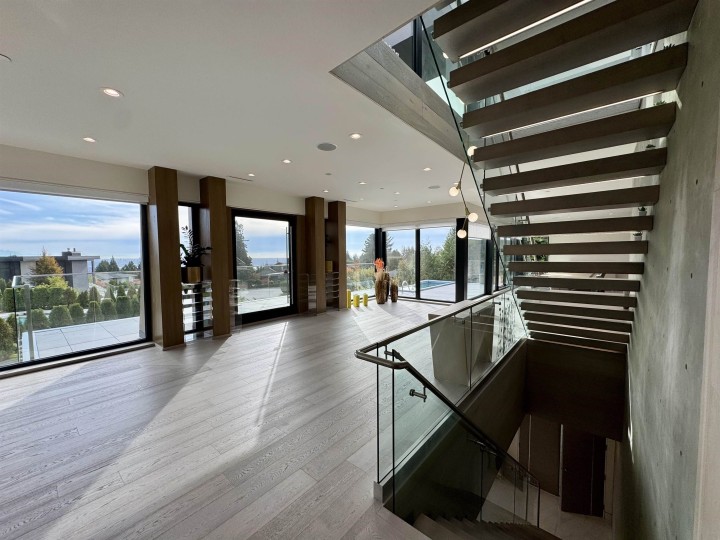 Photo 7 at 1035 Greenwood Place, British Properties, West Vancouver