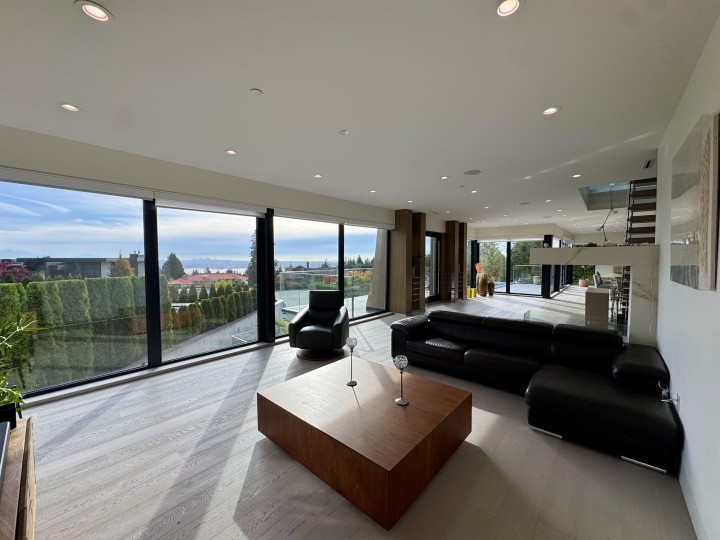 Photo 8 at 1035 Greenwood Place, British Properties, West Vancouver