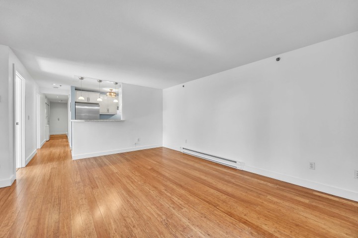Photo 17 at 28 - 1345 W 4th Avenue, False Creek, Vancouver West