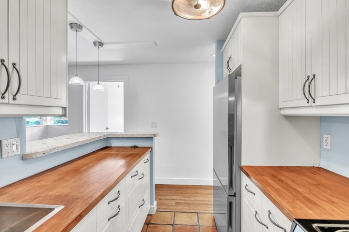 Photo 7 at 28 - 1345 W 4th Avenue, False Creek, Vancouver West