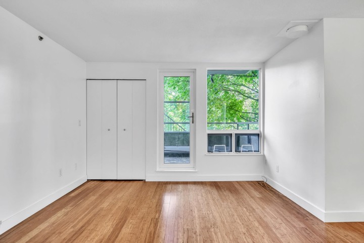 Photo 19 at 28 - 1345 W 4th Avenue, False Creek, Vancouver West