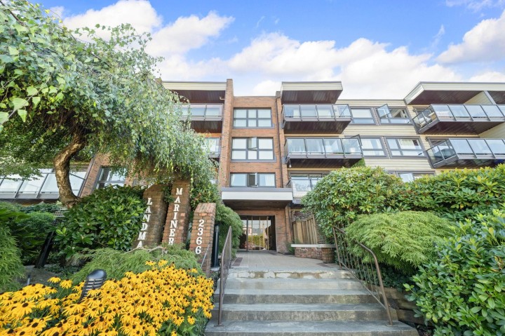 Photo 2 at 302 - 2366 Wall Street, Hastings, Vancouver East