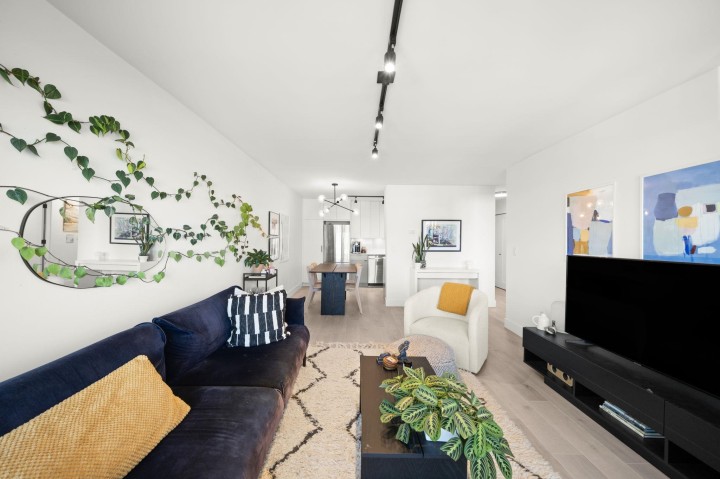 Photo 16 at 302 - 2366 Wall Street, Hastings, Vancouver East