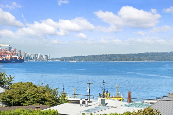 Photo 26 at 302 - 2366 Wall Street, Hastings, Vancouver East