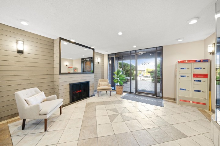 Photo 3 at 302 - 2366 Wall Street, Hastings, Vancouver East