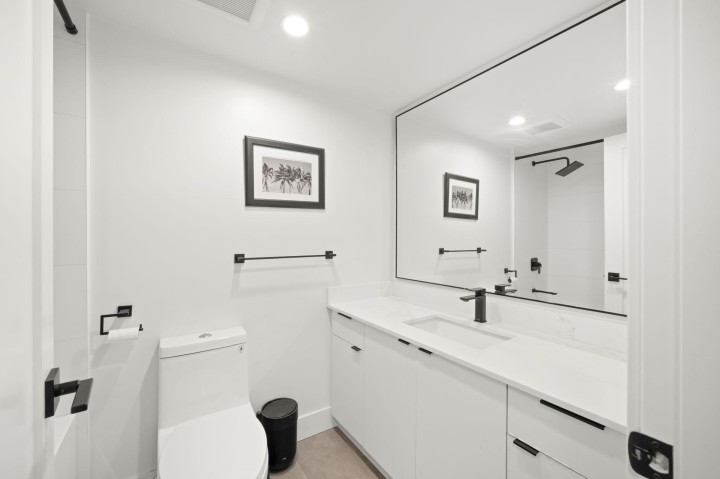 Photo 9 at 302 - 2366 Wall Street, Hastings, Vancouver East