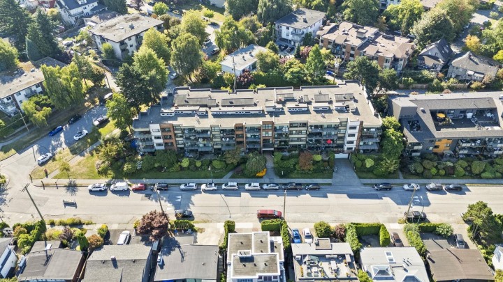 Photo 30 at 302 - 2366 Wall Street, Hastings, Vancouver East