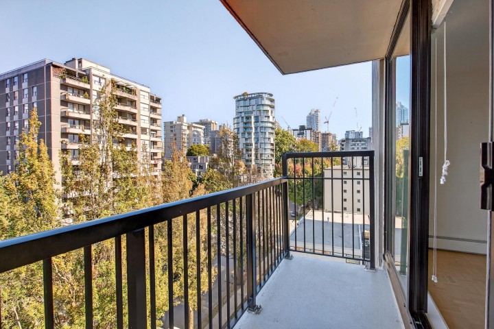 Photo 7 at 804 - 1330 Harwood Street, West End VW, Vancouver West