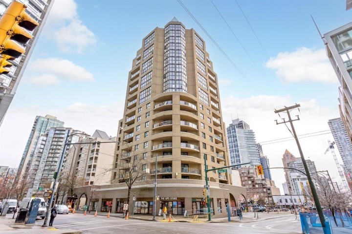 Photo 17 at 1506 - 789 Drake Street, Downtown VW, Vancouver West