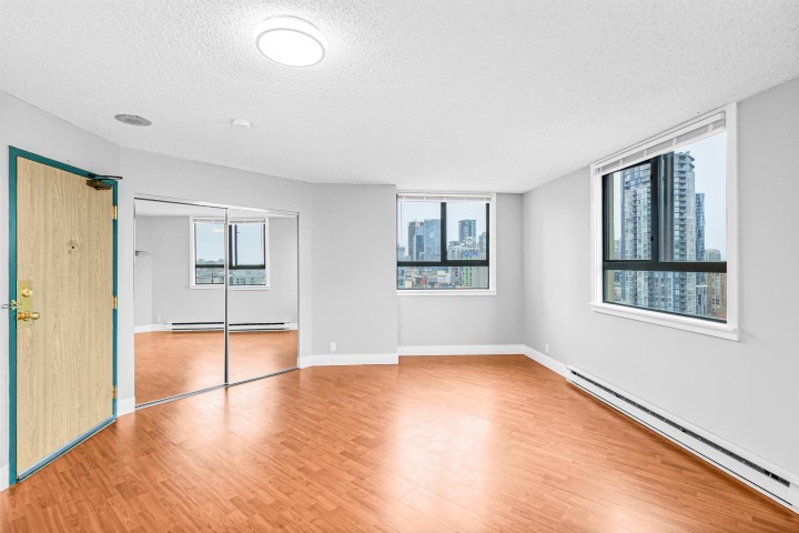 Photo 5 at 1506 - 789 Drake Street, Downtown VW, Vancouver West