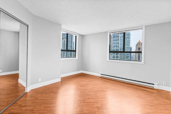 Photo 4 at 1506 - 789 Drake Street, Downtown VW, Vancouver West