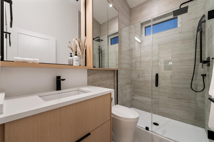 Photo 16 at 1 - 1259 Renfrew Street, Renfrew VE, Vancouver East