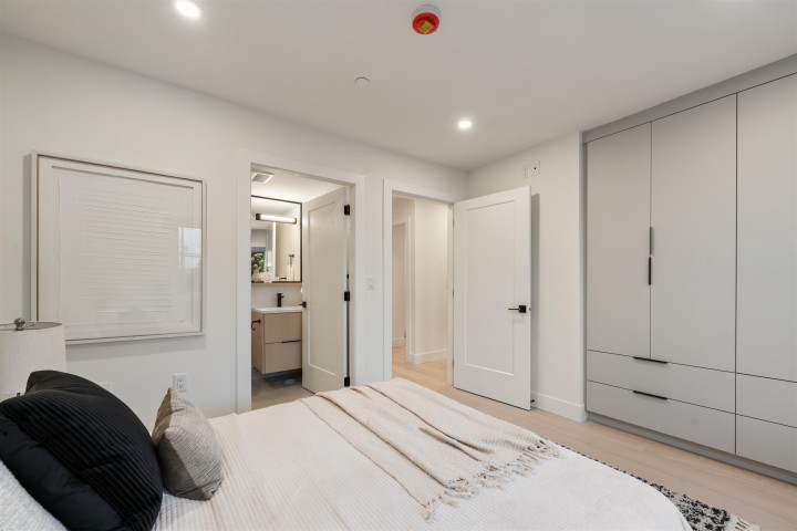 Photo 12 at 1 - 1259 Renfrew Street, Renfrew VE, Vancouver East