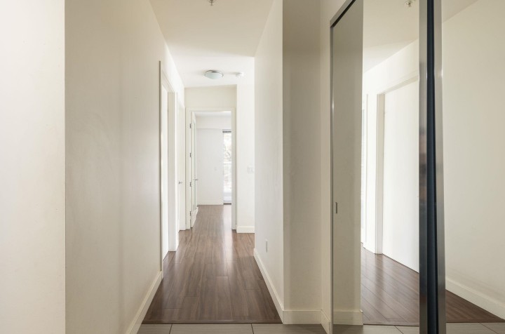 Photo 9 at 218 - 3333 Main Street, Main, Vancouver East