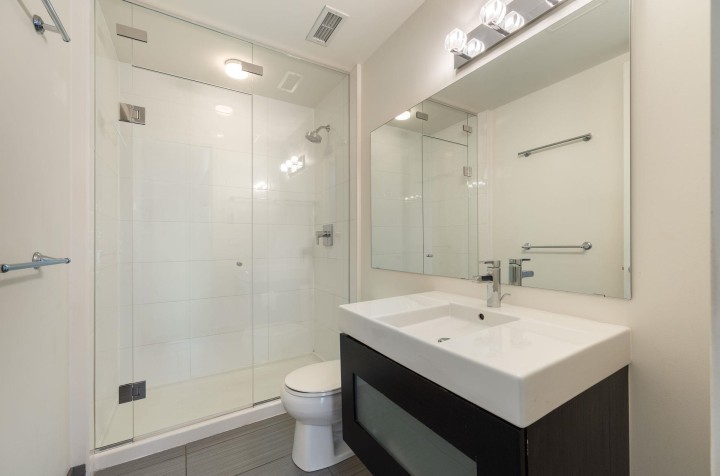 Photo 14 at 218 - 3333 Main Street, Main, Vancouver East