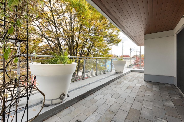 Photo 18 at 218 - 3333 Main Street, Main, Vancouver East