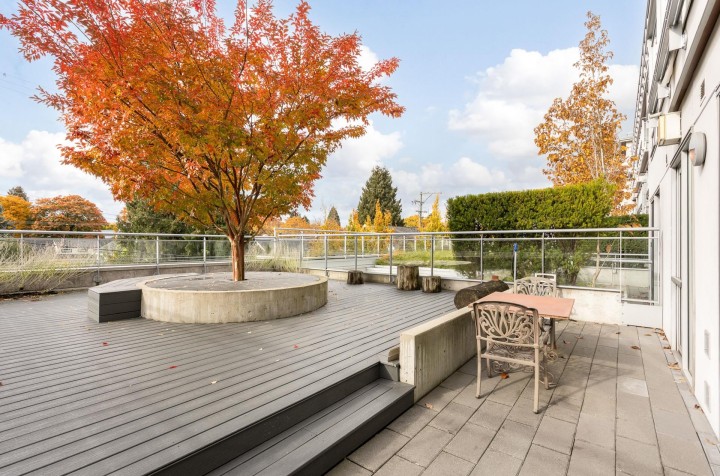 Photo 19 at 218 - 3333 Main Street, Main, Vancouver East