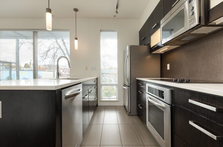 Photo 4 at 218 - 3333 Main Street, Main, Vancouver East