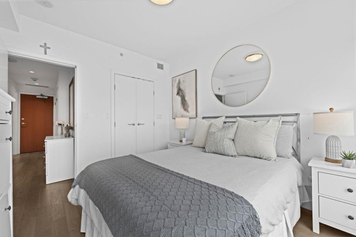 Photo 16 at 230 W 1 Avenue, False Creek, Vancouver West