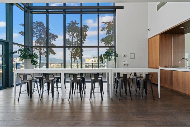 Photo 32 at 230 W 1 Avenue, False Creek, Vancouver West