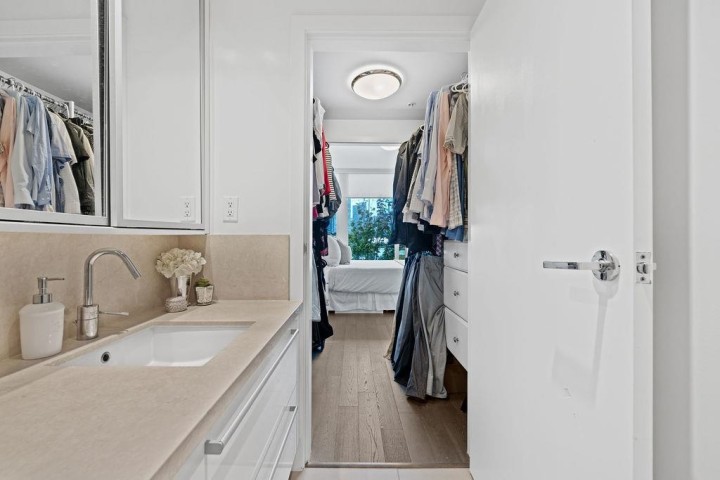 Photo 18 at 230 W 1 Avenue, False Creek, Vancouver West