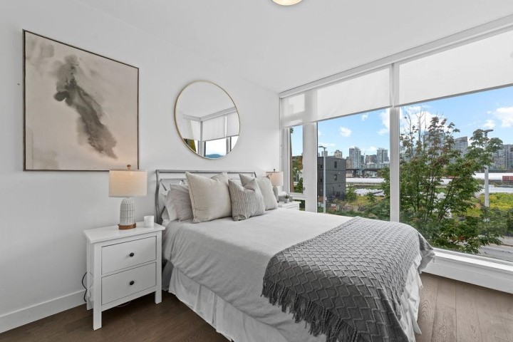 Photo 15 at 230 W 1 Avenue, False Creek, Vancouver West