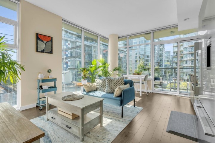 Photo 1 at 504 - 38 W 1st Avenue, False Creek, Vancouver West