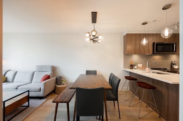 Photo 7 at 406 - 2477 Carolina Street, Mount Pleasant VE, Vancouver East