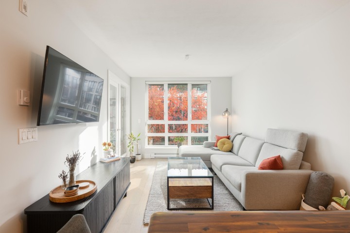 Photo 1 at 406 - 2477 Carolina Street, Mount Pleasant VE, Vancouver East