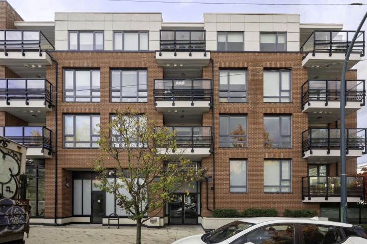 Photo 21 at 406 - 2477 Carolina Street, Mount Pleasant VE, Vancouver East