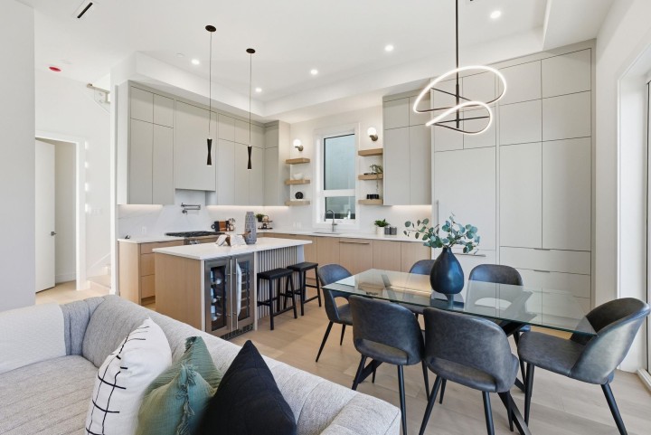 Photo 7 at 2 - 6141 Yew Street, Kerrisdale, Vancouver West