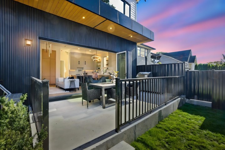 Photo 10 at 2 - 6141 Yew Street, Kerrisdale, Vancouver West