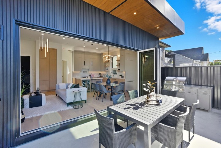 Photo 11 at 2 - 6141 Yew Street, Kerrisdale, Vancouver West