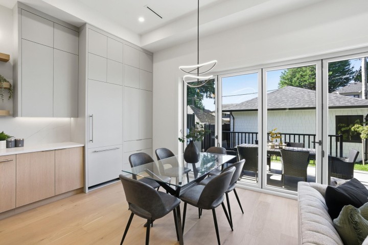 Photo 8 at 2 - 6141 Yew Street, Kerrisdale, Vancouver West