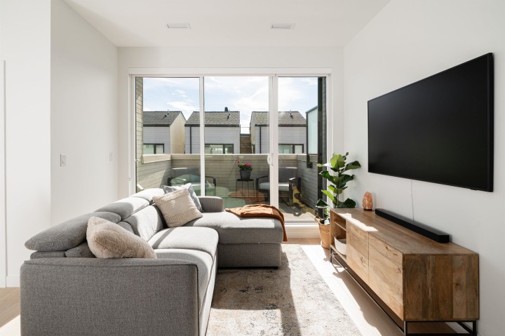 Photo 15 at 228 - 650 E 2nd Street, Lower Lonsdale, North Vancouver