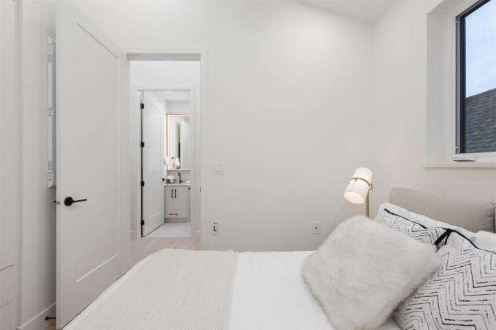 Photo 16 at 1 - 65 E King Edward Avenue, Main, Vancouver East