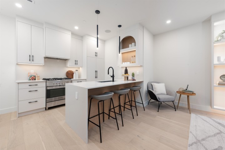 Photo 7 at 1 - 65 E King Edward Avenue, Main, Vancouver East