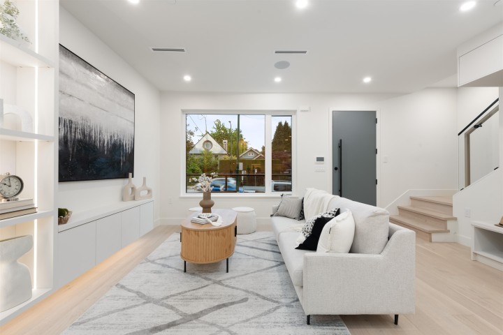 Photo 3 at 1 - 65 E King Edward Avenue, Main, Vancouver East