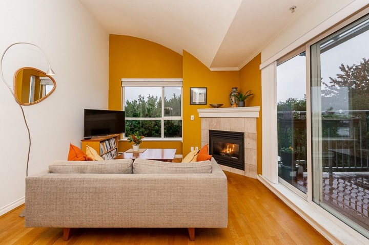 Photo 5 at 403 - 1617 Grant Street, Grandview Woodland, Vancouver East