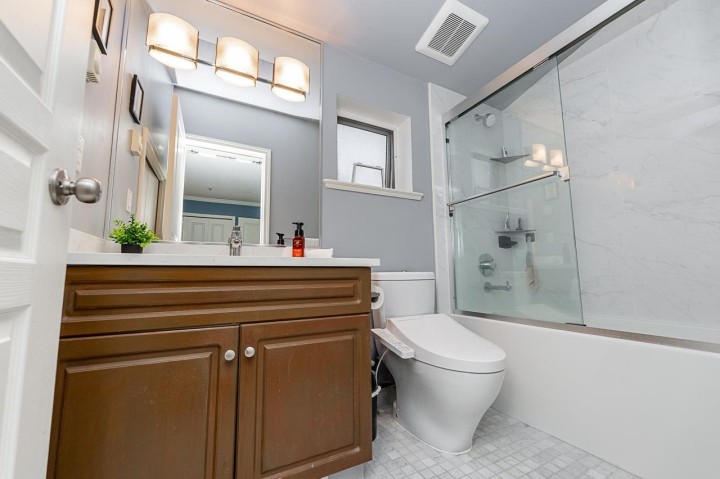 Photo 15 at 403 - 1617 Grant Street, Grandview Woodland, Vancouver East