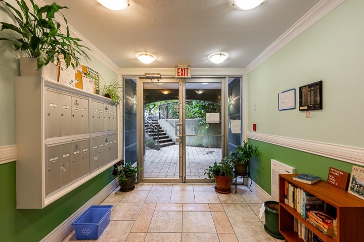 Photo 25 at 403 - 1617 Grant Street, Grandview Woodland, Vancouver East