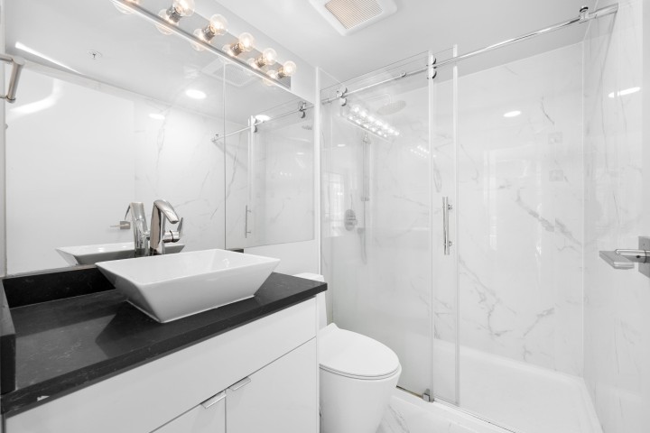 Photo 17 at 702 - 1188 Howe Street, Downtown VW, Vancouver West