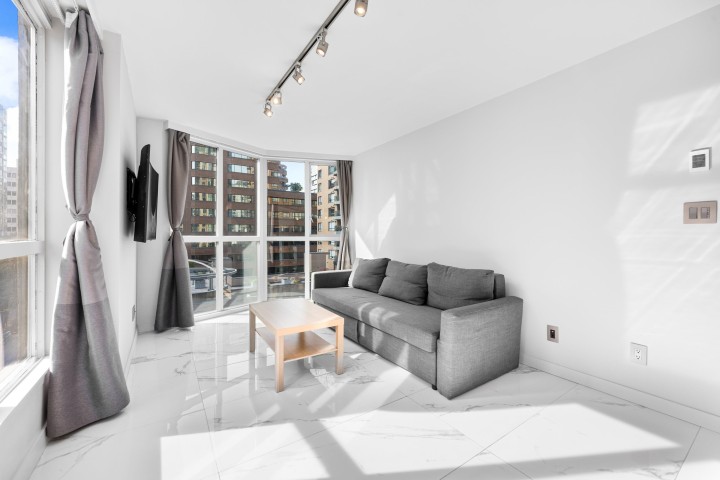 Photo 7 at 702 - 1188 Howe Street, Downtown VW, Vancouver West