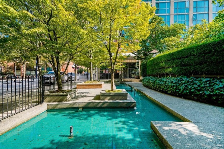 Photo 19 at 702 - 1188 Howe Street, Downtown VW, Vancouver West