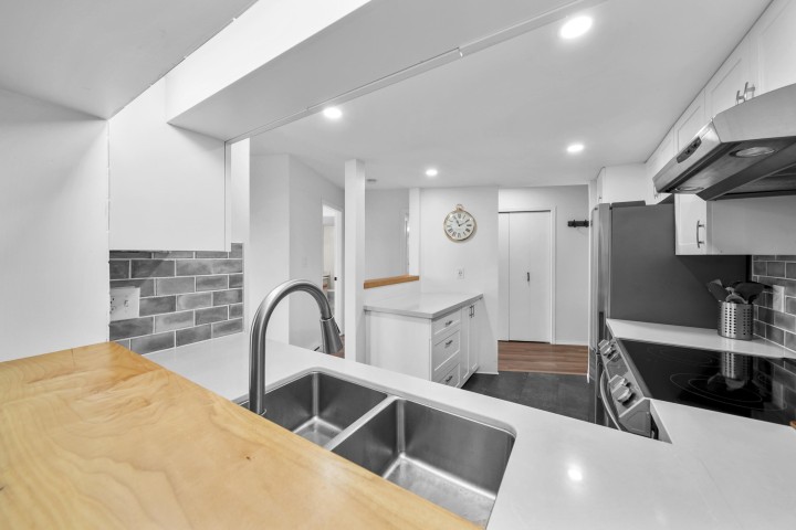 Photo 14 at 803 - 995 Roche Point Drive, Roche Point, North Vancouver